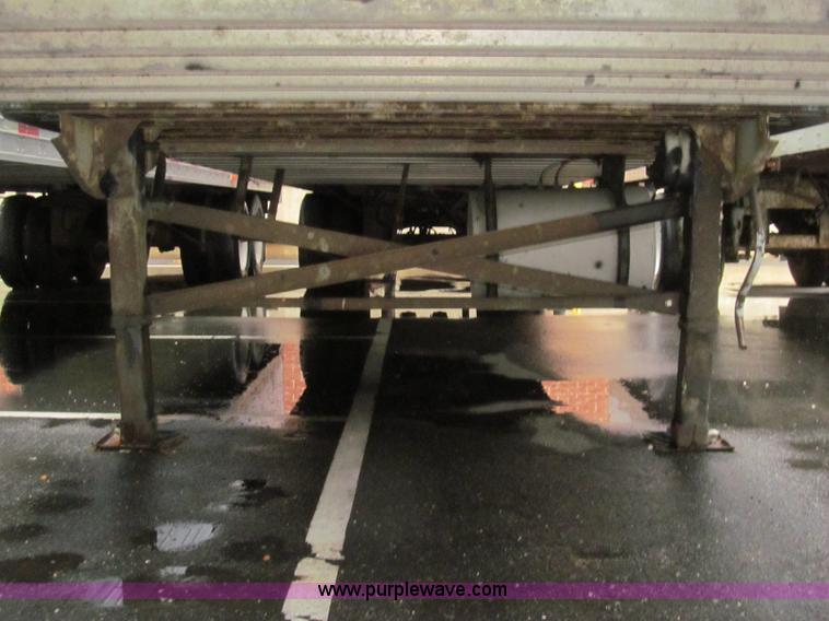 image for item I8719 1997 Great Dane 7811TZ-1A48 reefer trailer