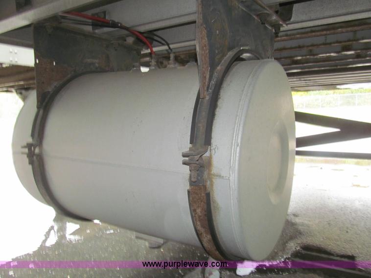 image for item I8719 1997 Great Dane 7811TZ-1A48 reefer trailer