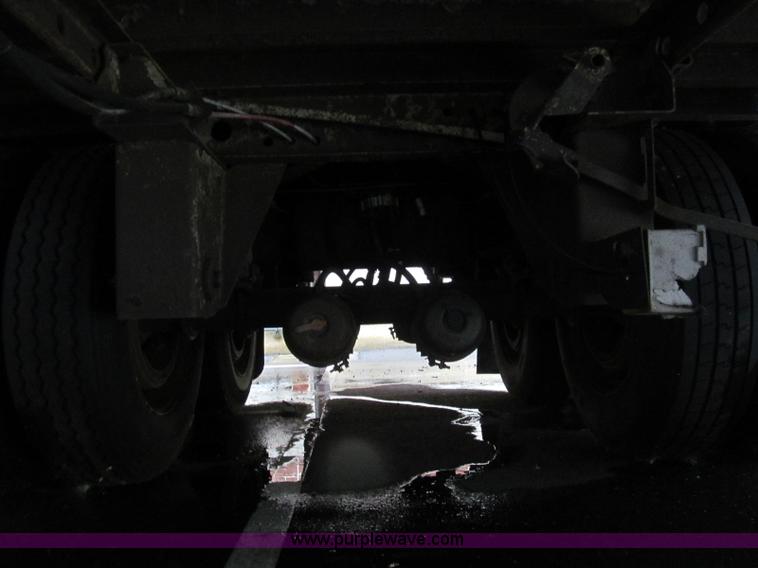 image for item I8719 1997 Great Dane 7811TZ-1A48 reefer trailer