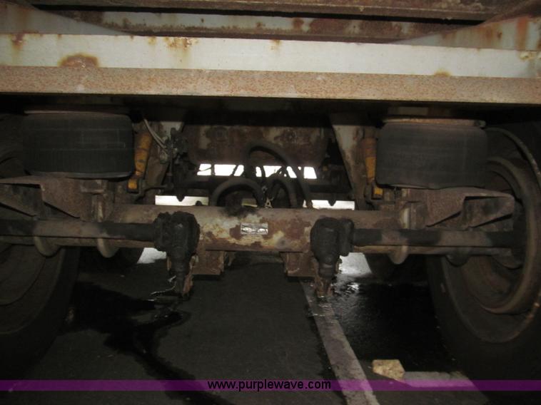 image for item I8719 1997 Great Dane 7811TZ-1A48 reefer trailer