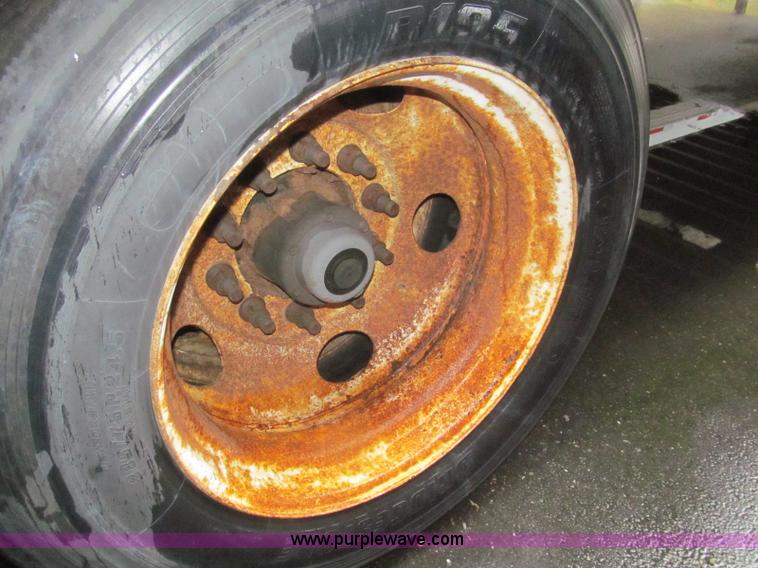 image for item I8719 1997 Great Dane 7811TZ-1A48 reefer trailer