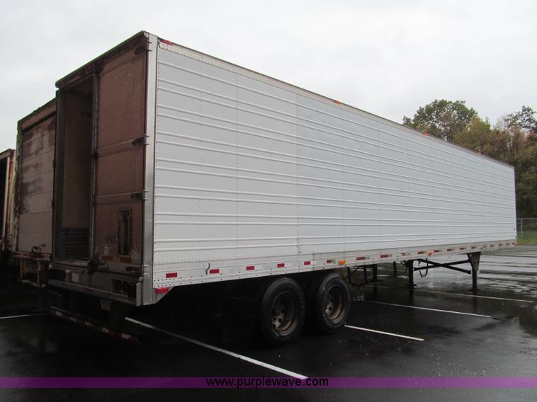 image for item I8720 1997 Utility VS2R reefer trailer