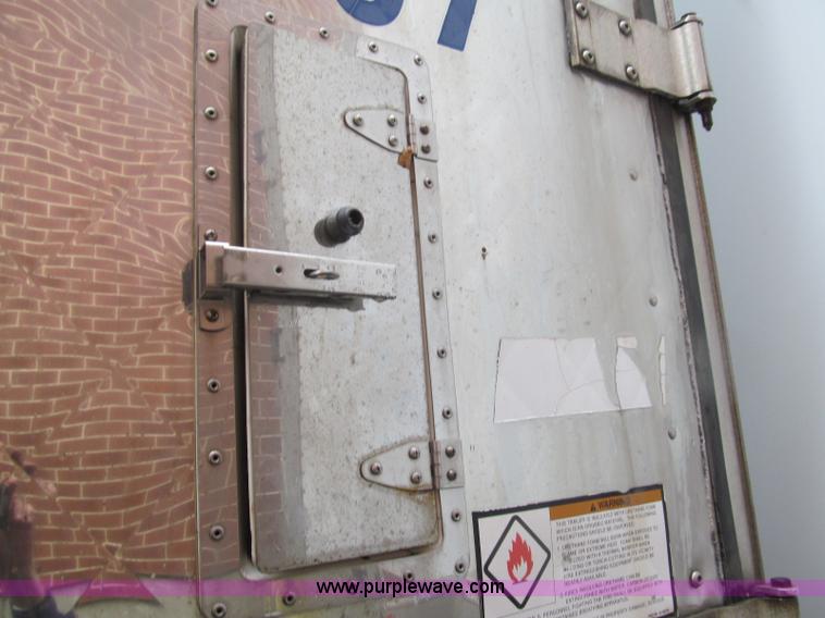 image for item I8721 1997 Great Dane 7811TZ-1A48 reefer trailer