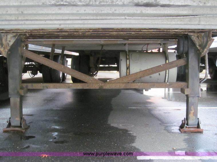 image for item I8721 1997 Great Dane 7811TZ-1A48 reefer trailer