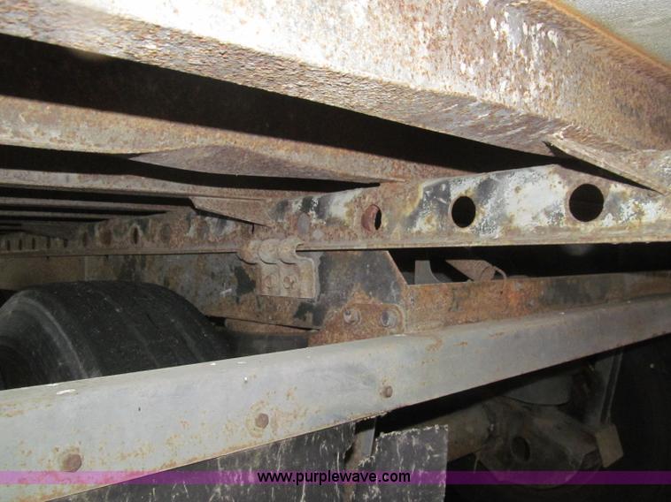 image for item I8721 1997 Great Dane 7811TZ-1A48 reefer trailer