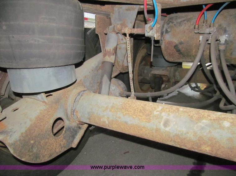 image for item I8721 1997 Great Dane 7811TZ-1A48 reefer trailer