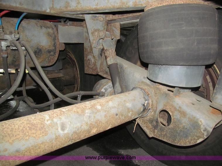 image for item I8721 1997 Great Dane 7811TZ-1A48 reefer trailer