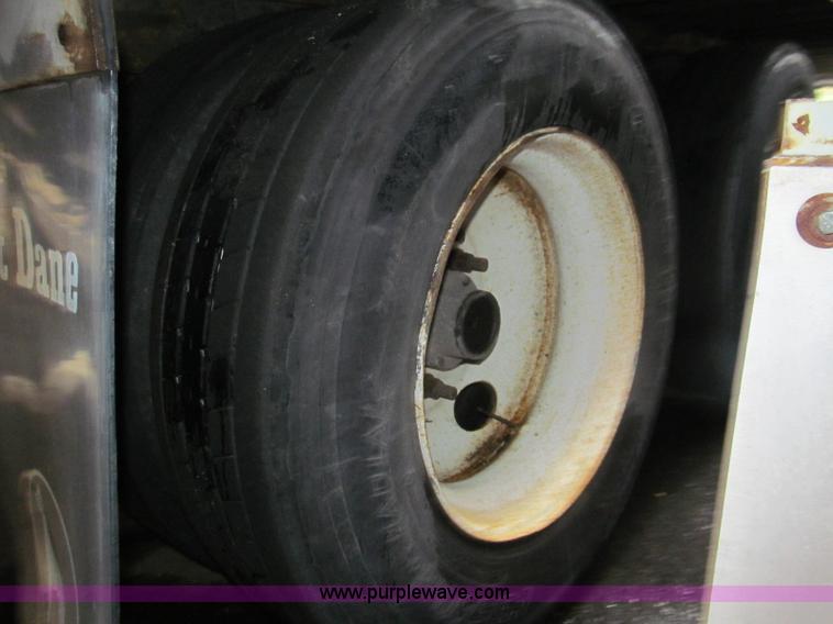 image for item I8721 1997 Great Dane 7811TZ-1A48 reefer trailer