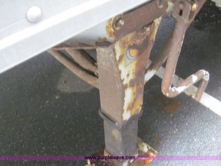 image for item I8722 1997 Great Dane 7811TZ-1A48 reefer trailer