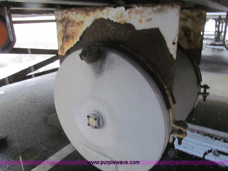 image for item I8722 1997 Great Dane 7811TZ-1A48 reefer trailer