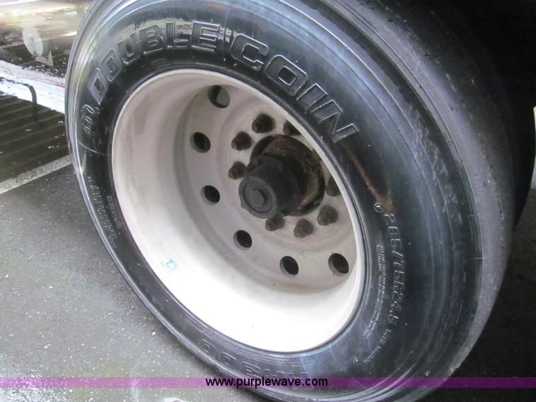 image for item I8722 1997 Great Dane 7811TZ-1A48 reefer trailer