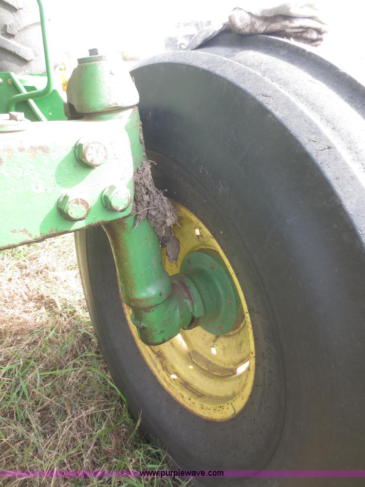 image for item D2197 1975 John Deere 4230 tractor