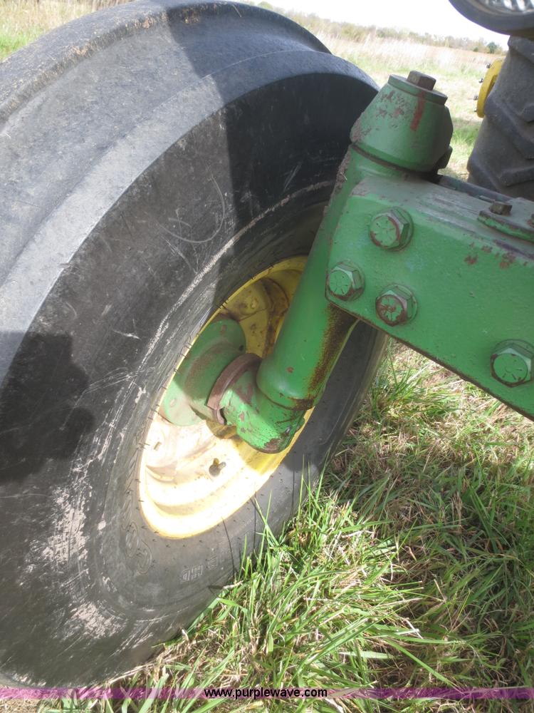 image for item D2197 1975 John Deere 4230 tractor