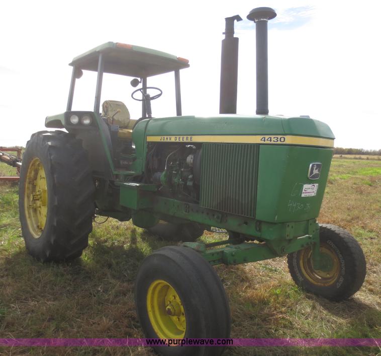 image for item D2198 John Deere 4430 tractor