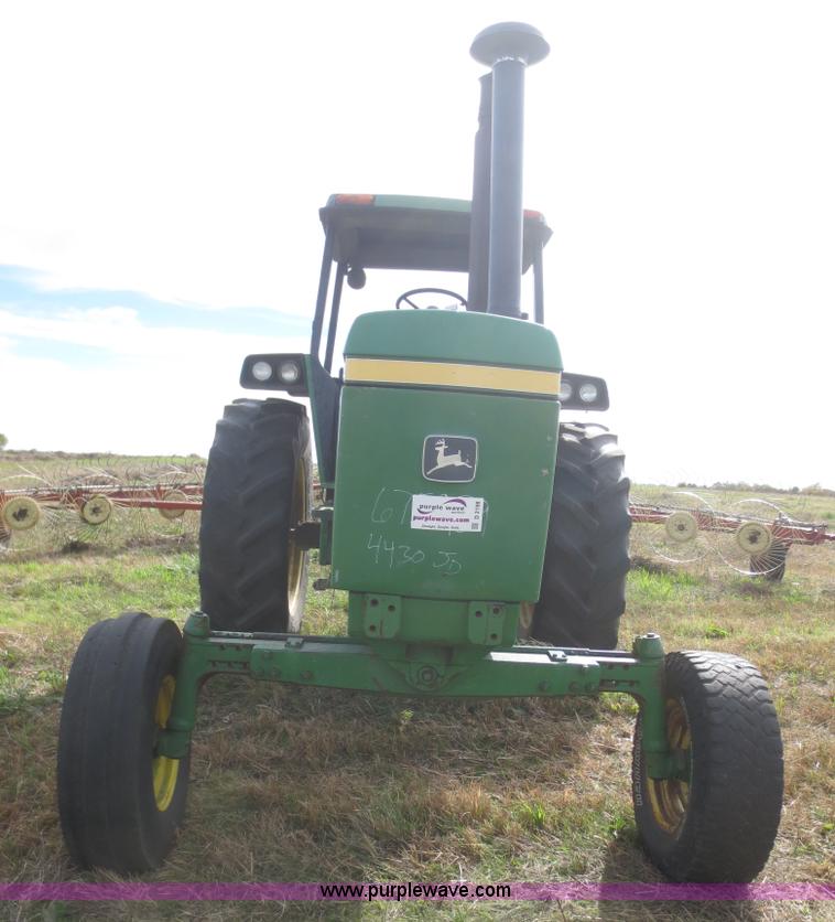 image for item D2198 John Deere 4430 tractor
