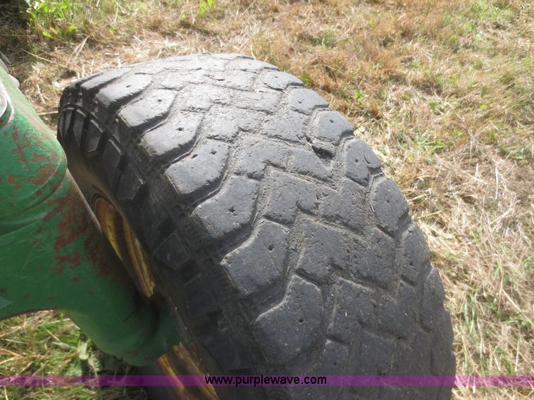 image for item D2198 John Deere 4430 tractor