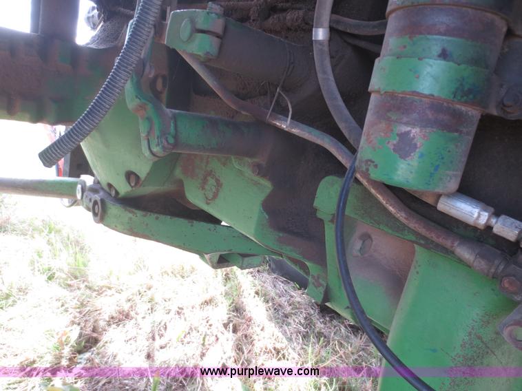 image for item D2198 John Deere 4430 tractor