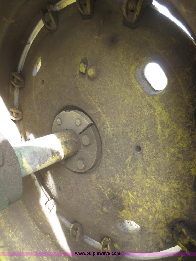 image for item D2198 John Deere 4430 tractor