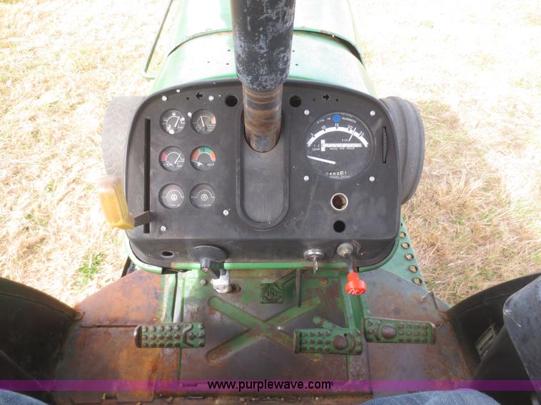 image for item D2198 John Deere 4430 tractor