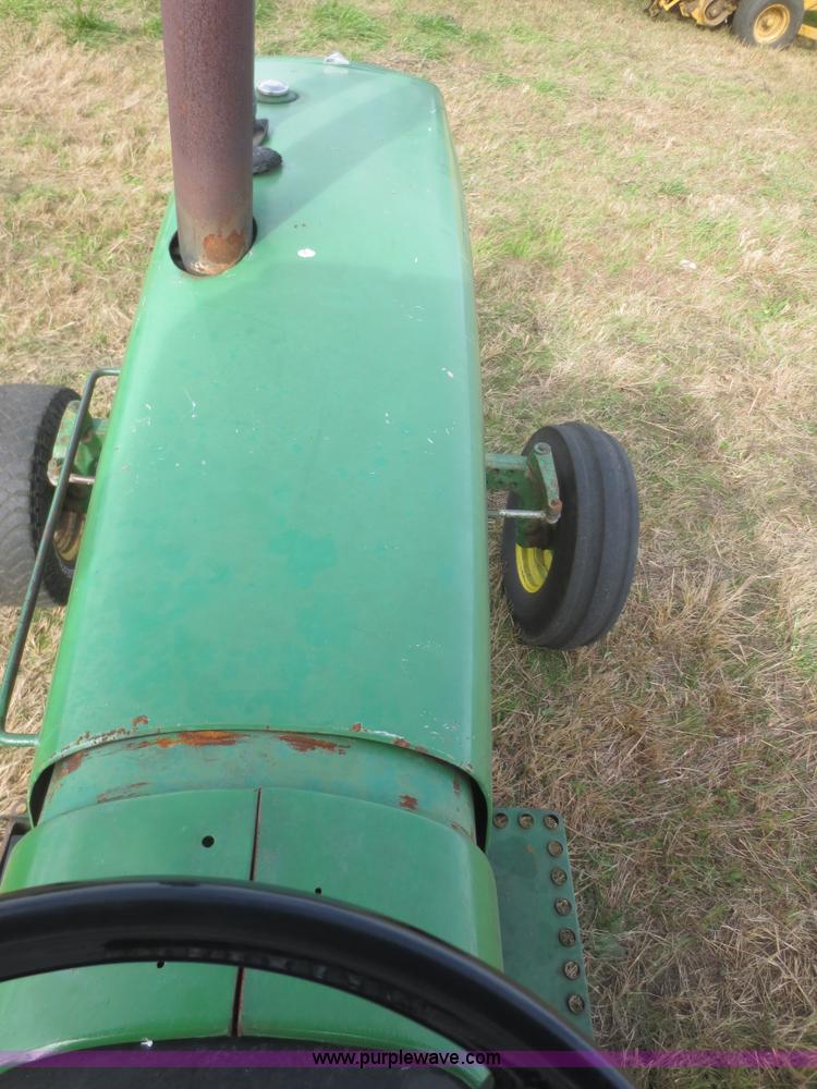 image for item D2198 John Deere 4430 tractor