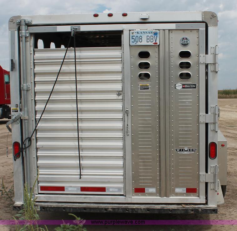 image for item G8165 2013 Wilson PSGN-5724T livestock trailer