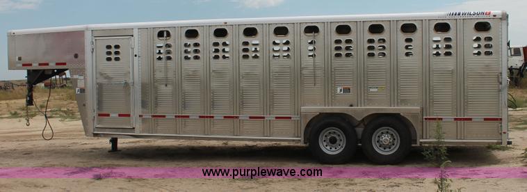 image for item G8165 2013 Wilson PSGN-5724T livestock trailer