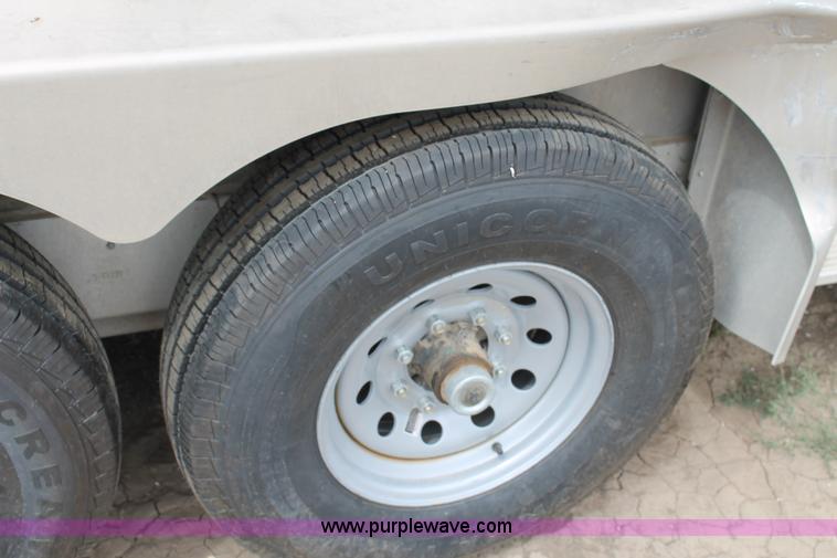 image for item G8165 2013 Wilson PSGN-5724T livestock trailer