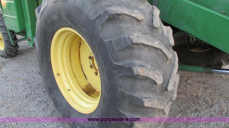 image for item G9085 1980 John Deere 7720 Turbo combine