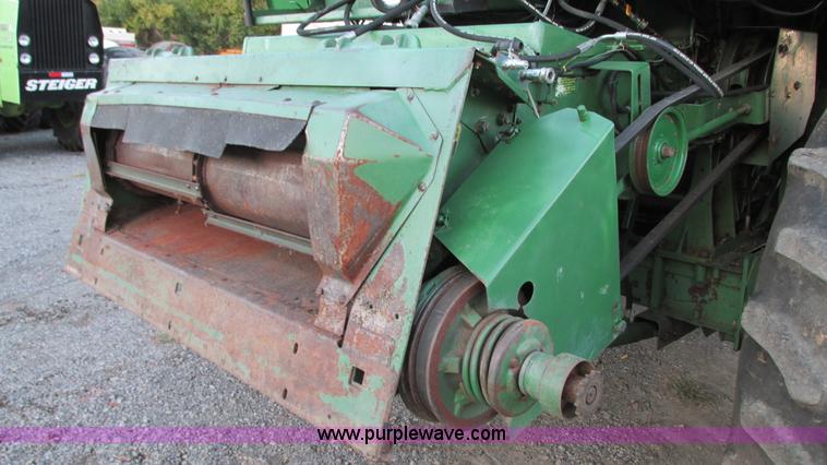 image for item G9085 1980 John Deere 7720 Turbo combine
