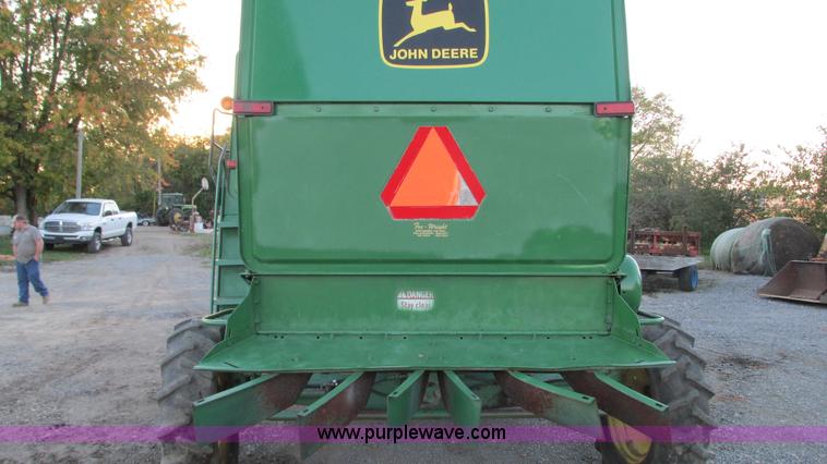 image for item G9085 1980 John Deere 7720 Turbo combine