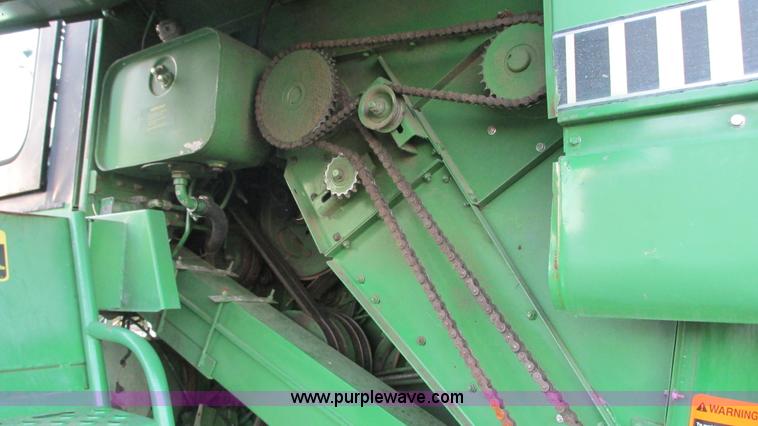 image for item G9085 1980 John Deere 7720 Turbo combine
