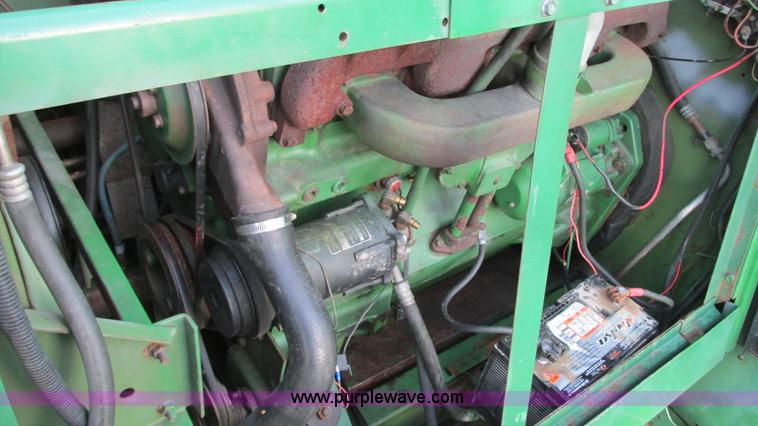 image for item G9085 1980 John Deere 7720 Turbo combine