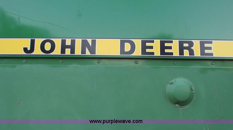 image for item G9085 1980 John Deere 7720 Turbo combine