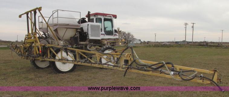 image for item G9902 1998 Tyler Patriot WT self-propelled sprayer