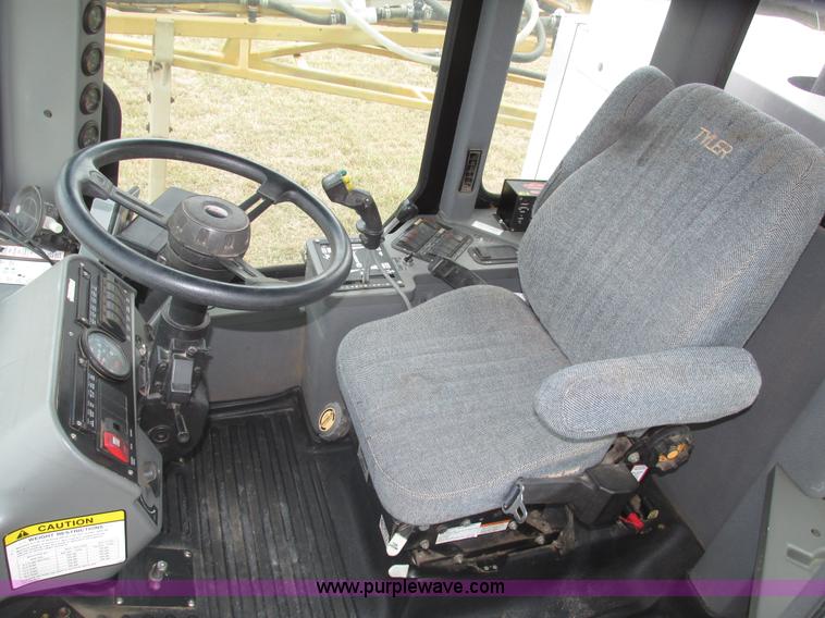 image for item G9902 1998 Tyler Patriot WT self-propelled sprayer