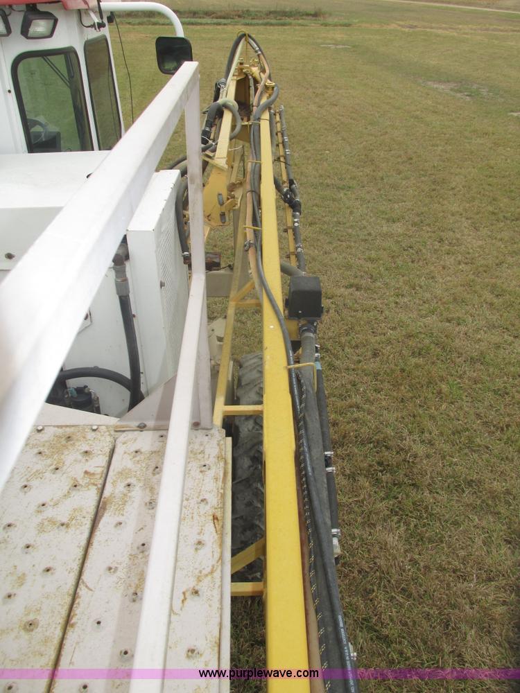 image for item G9902 1998 Tyler Patriot WT self-propelled sprayer