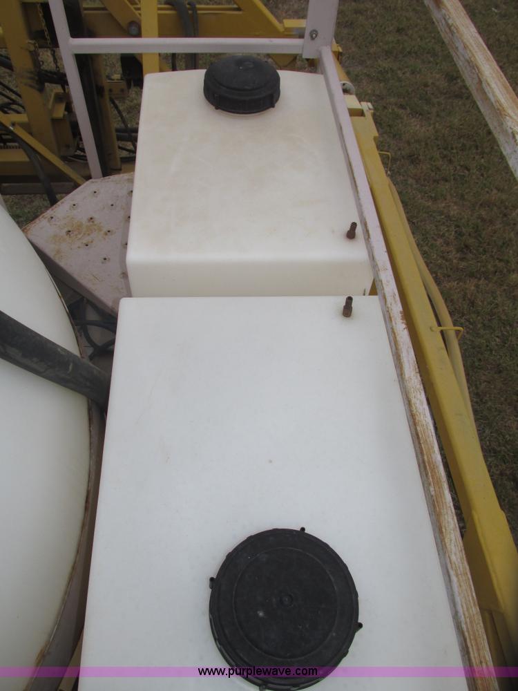 image for item G9902 1998 Tyler Patriot WT self-propelled sprayer