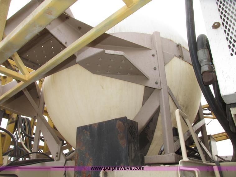 image for item G9902 1998 Tyler Patriot WT self-propelled sprayer