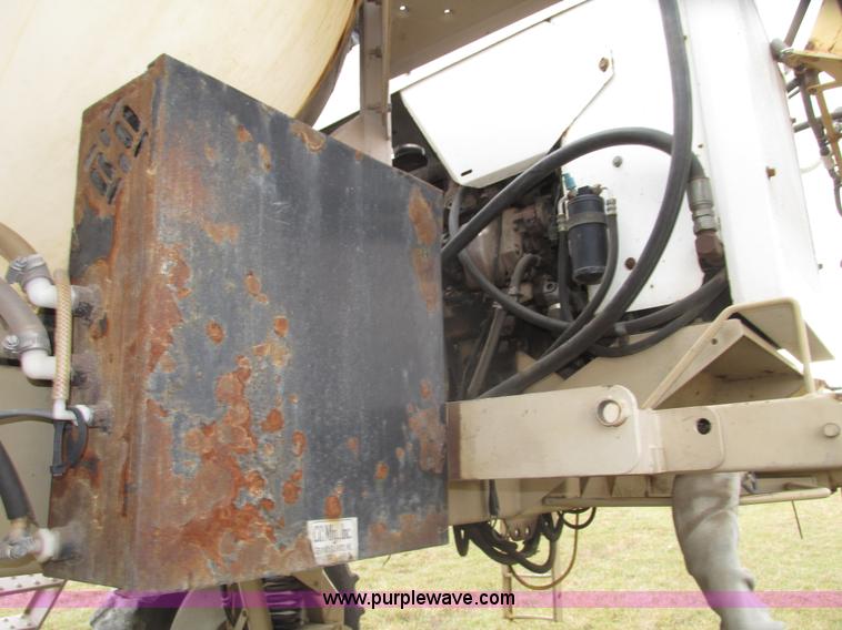 image for item G9902 1998 Tyler Patriot WT self-propelled sprayer