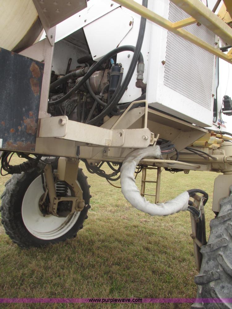 image for item G9902 1998 Tyler Patriot WT self-propelled sprayer