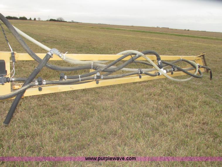 image for item G9902 1998 Tyler Patriot WT self-propelled sprayer
