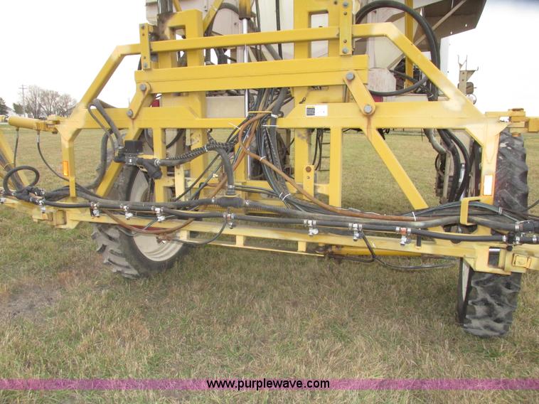 image for item G9902 1998 Tyler Patriot WT self-propelled sprayer