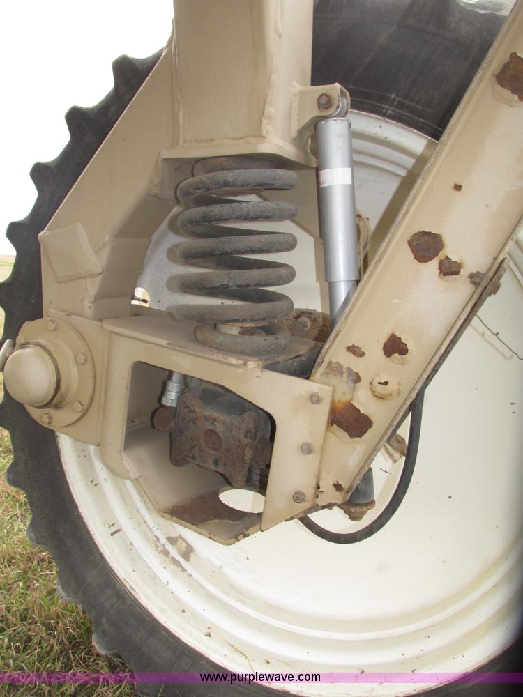 image for item G9902 1998 Tyler Patriot WT self-propelled sprayer