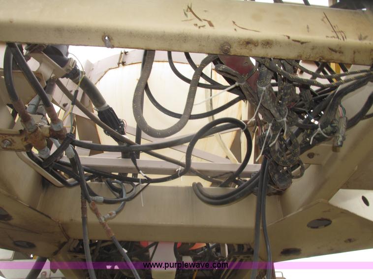 image for item G9902 1998 Tyler Patriot WT self-propelled sprayer