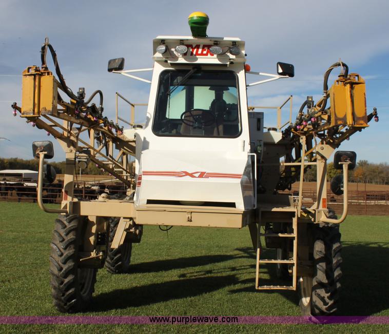 image for item H2051 Tyler Patriot XL self-propelled sprayer