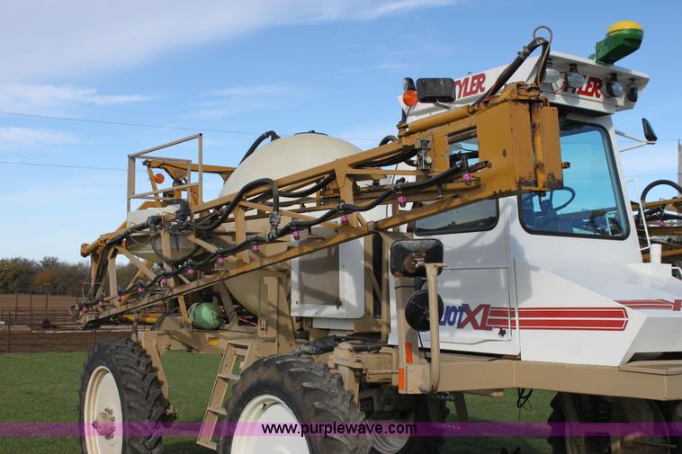 image for item H2051 Tyler Patriot XL self-propelled sprayer