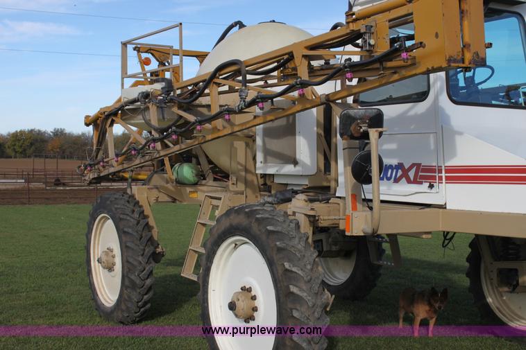 image for item H2051 Tyler Patriot XL self-propelled sprayer