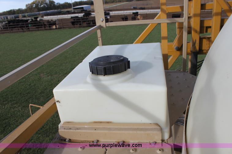 image for item H2051 Tyler Patriot XL self-propelled sprayer