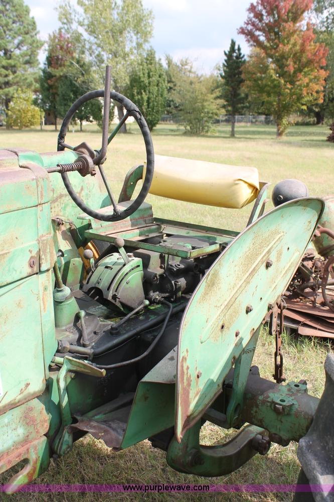 image for item H5549 1951 John Deere MT tractor