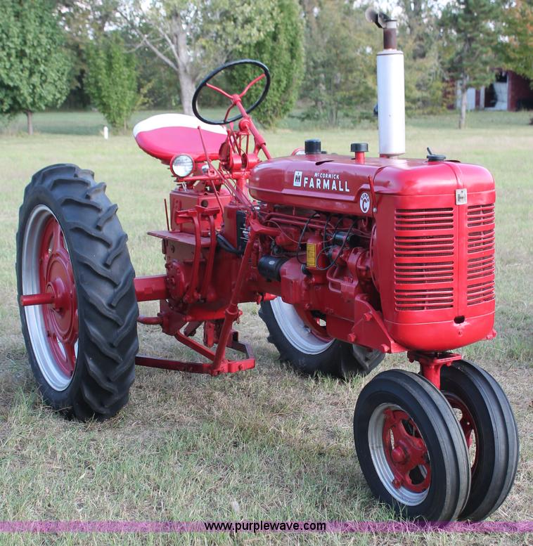 image for item H5581 1953 McCormick Farmall Super C row crop tractor